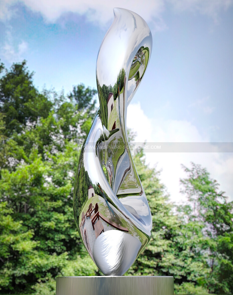 Mirror polished sculpture-stainless steel